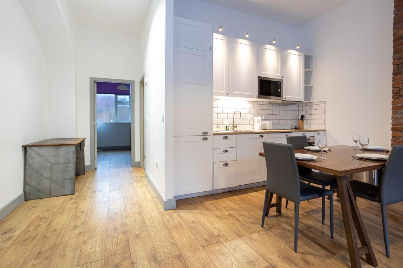 Pillo Rooms Serviced Apartments - Salford Manchester Zewnętrze zdjęcie
