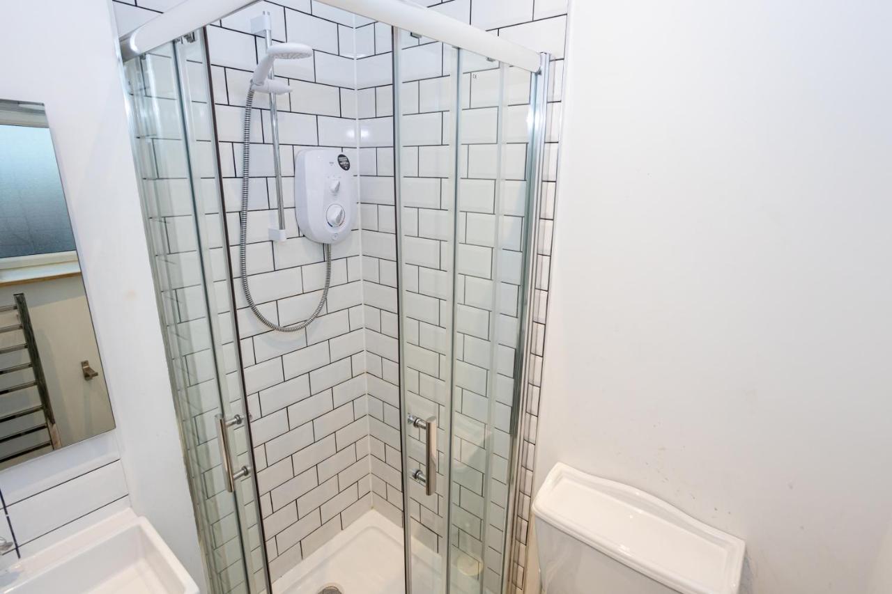 Pillo Rooms Serviced Apartments - Salford Manchester Zewnętrze zdjęcie